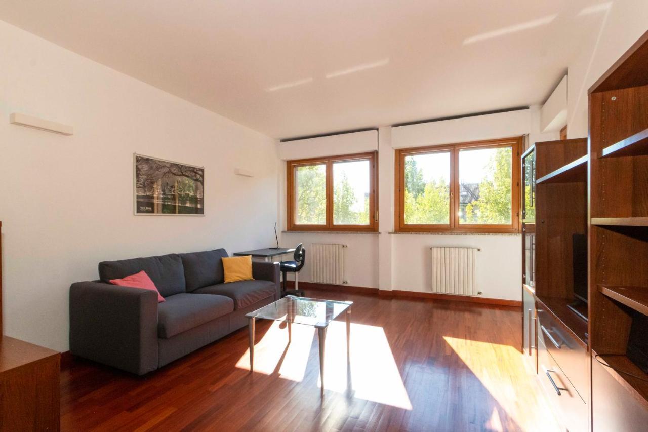 Cozy&Spacious Apt 2 Min Walk From The Tram Stop! Apartment Торино Екстериор снимка