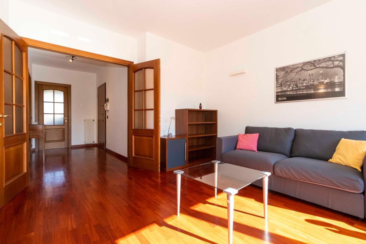 Cozy&Spacious Apt 2 Min Walk From The Tram Stop! Apartment Торино Екстериор снимка
