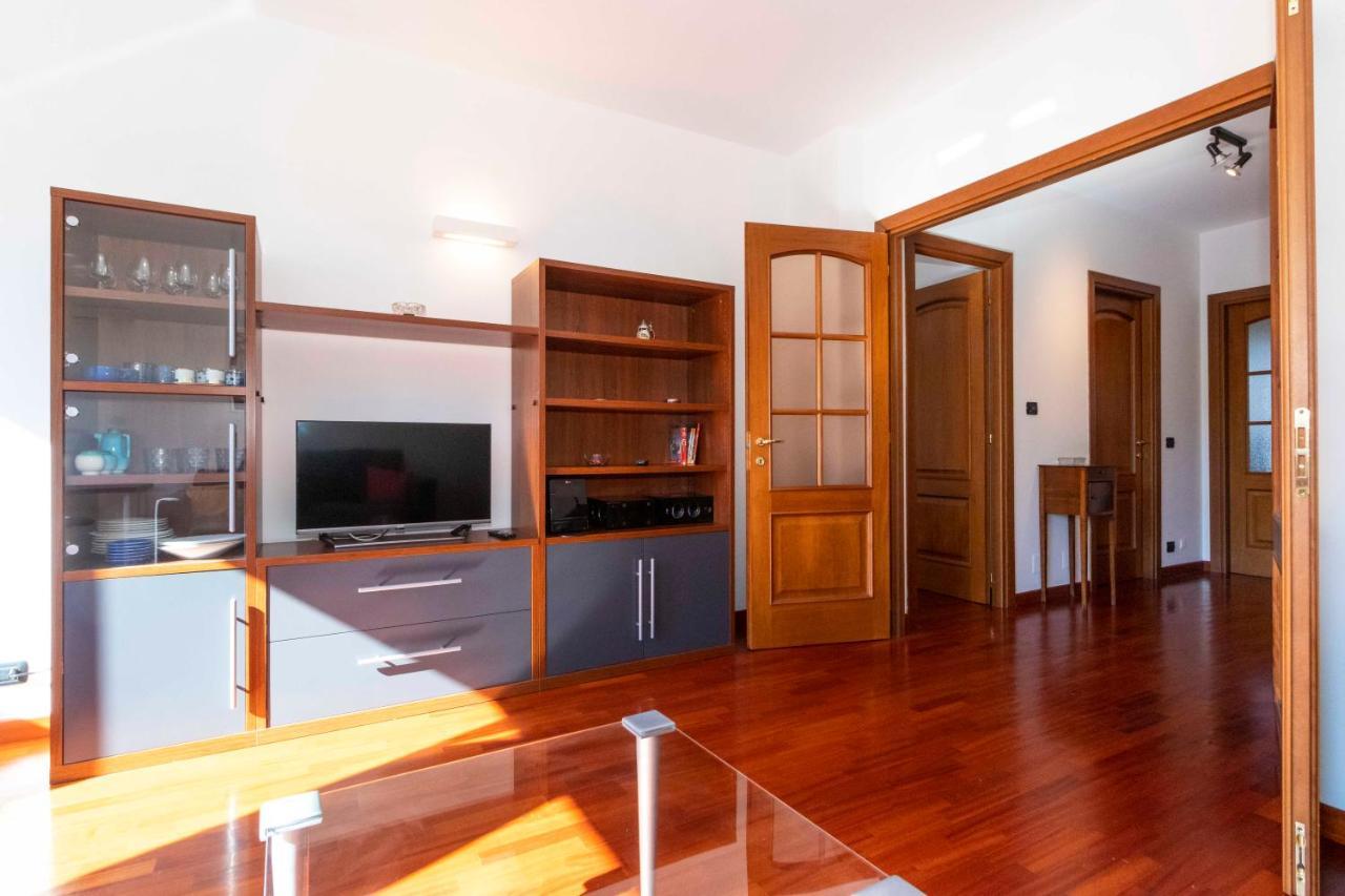 Cozy&Spacious Apt 2 Min Walk From The Tram Stop! Apartment Торино Екстериор снимка